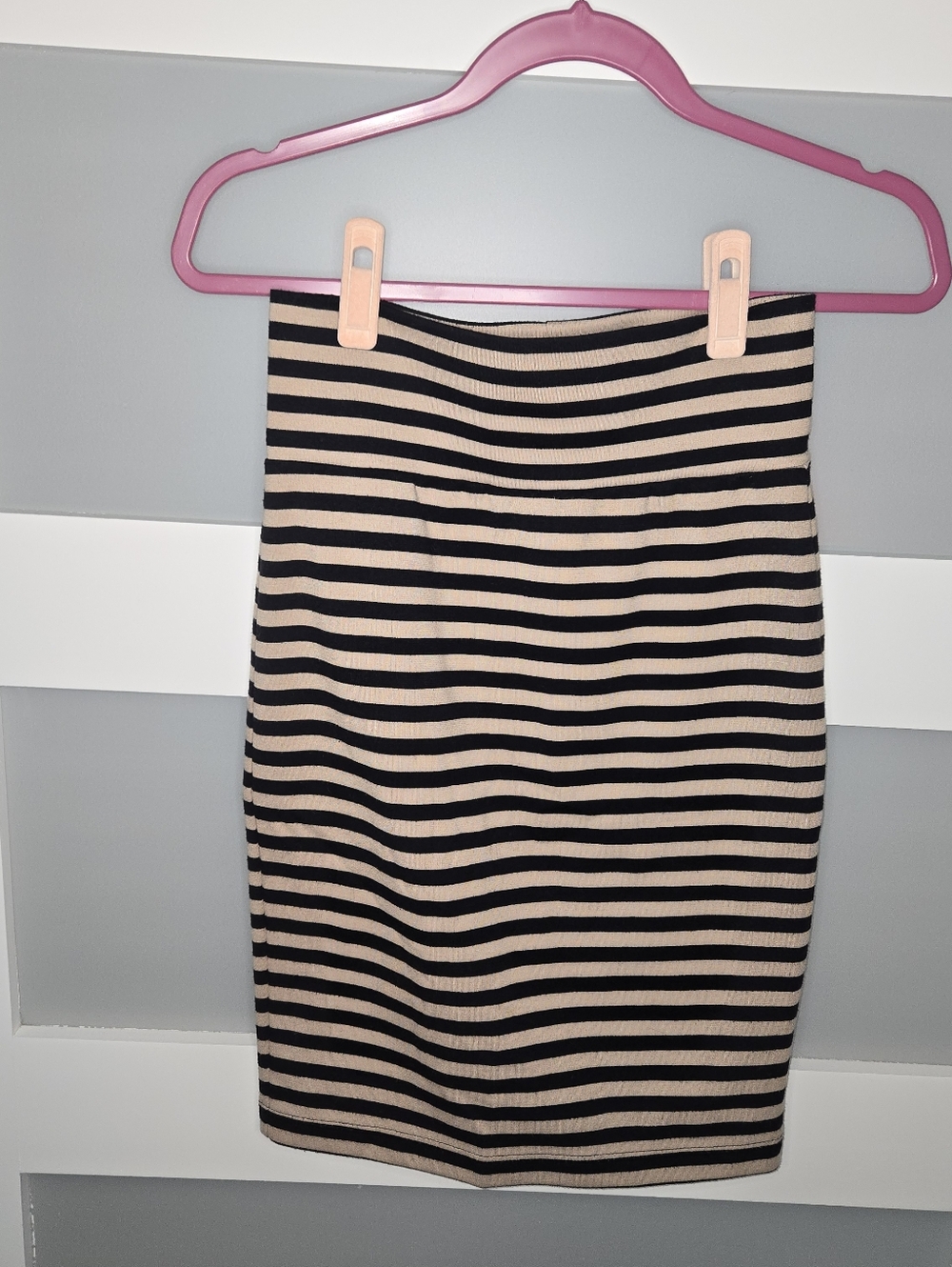 Forever 21 Black and Beige Striped Pencil Skirt